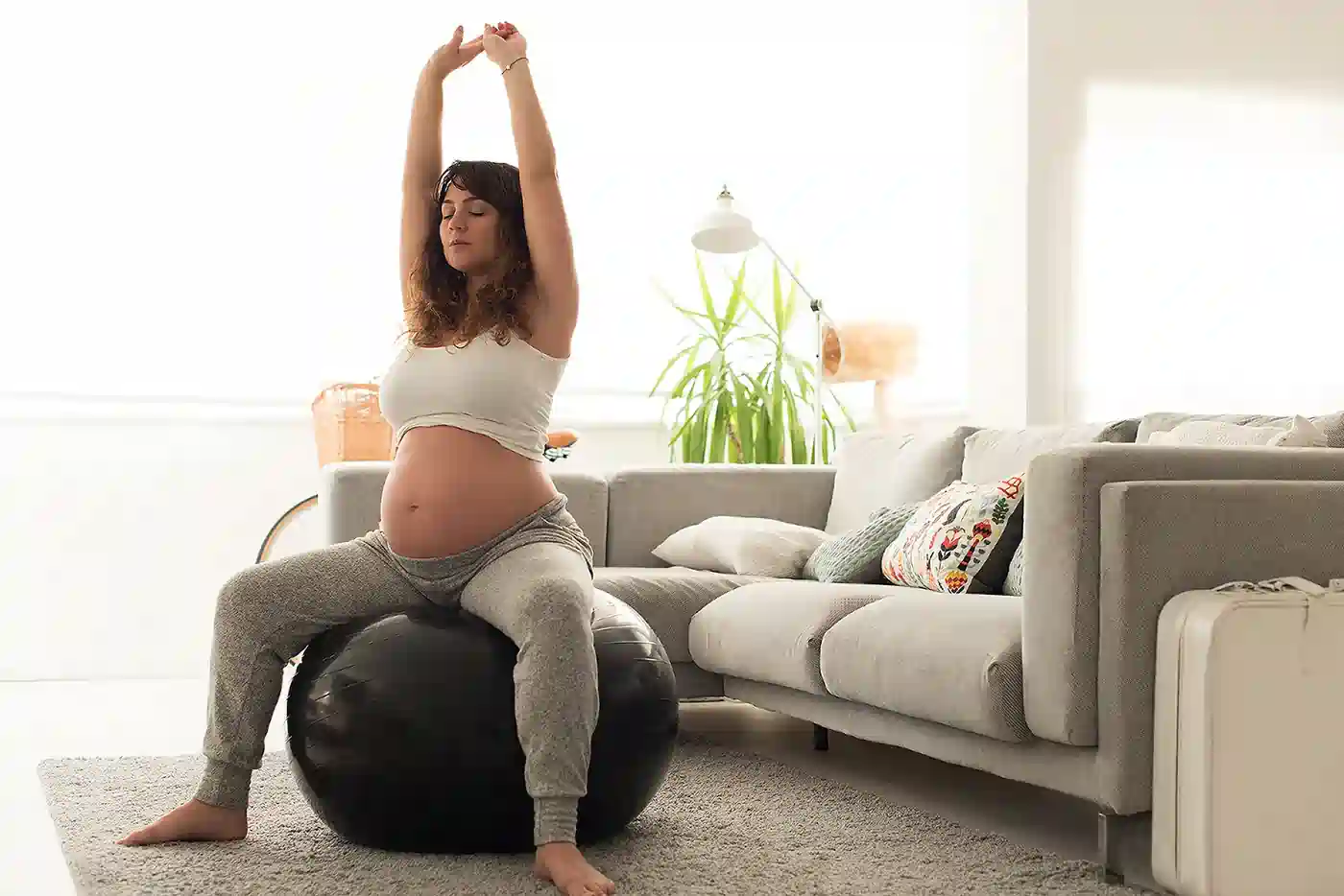 How to Support Your Core Safely During Pregnancy Swindon